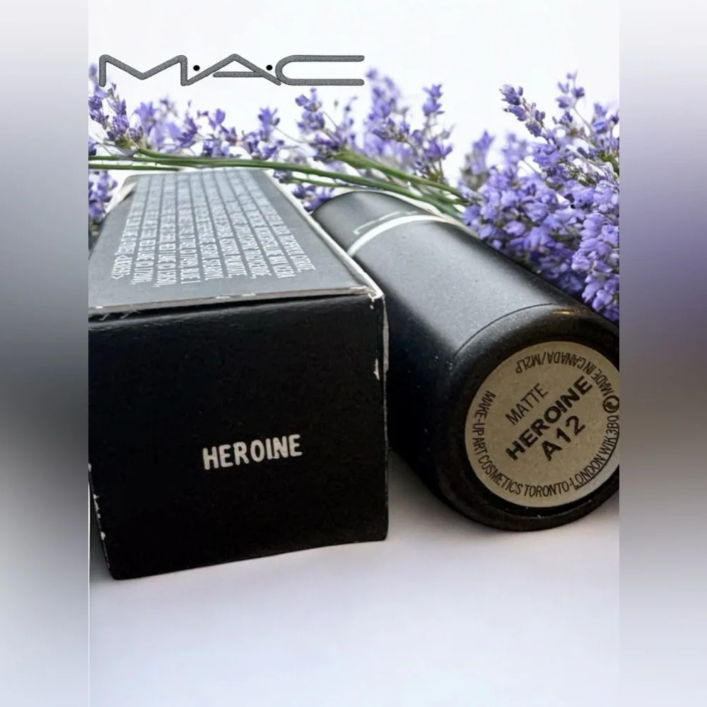 MAC HEROINE Matte Lipstick. NEW IN BOX.